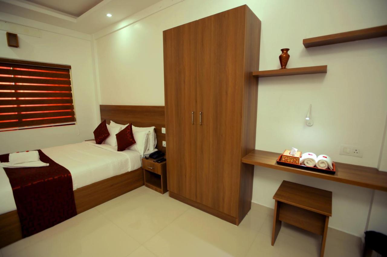 Hotel The Patio Thekkady Extérieur photo