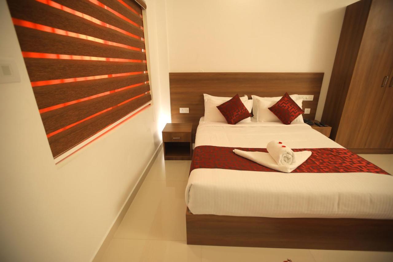 Hotel The Patio Thekkady Extérieur photo