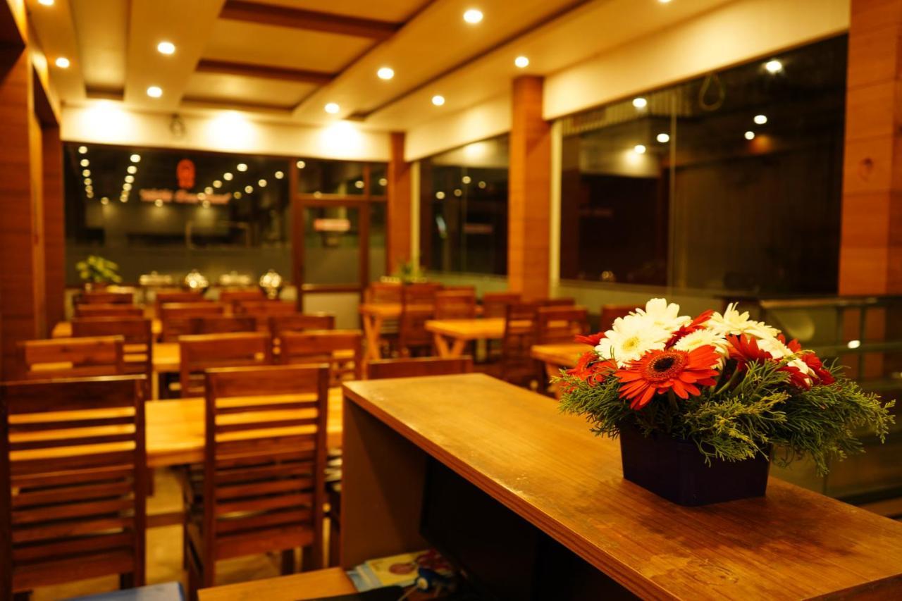 Hotel The Patio Thekkady Extérieur photo